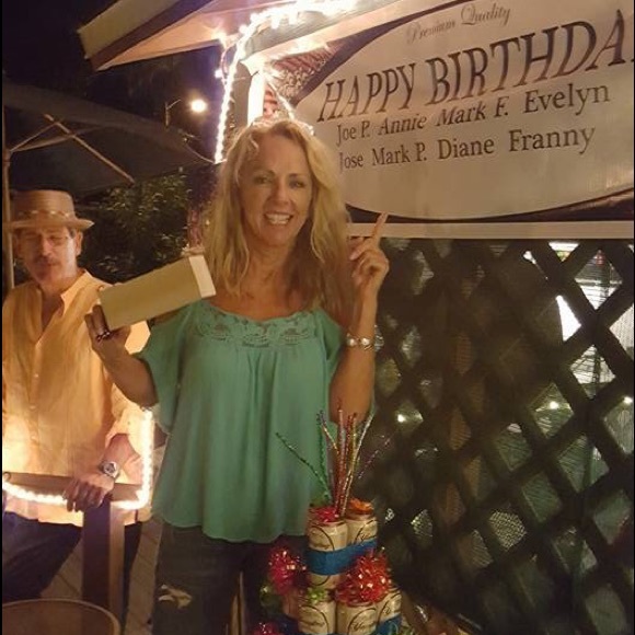 Meet your Posher, Tanya - Picture 1 of 1